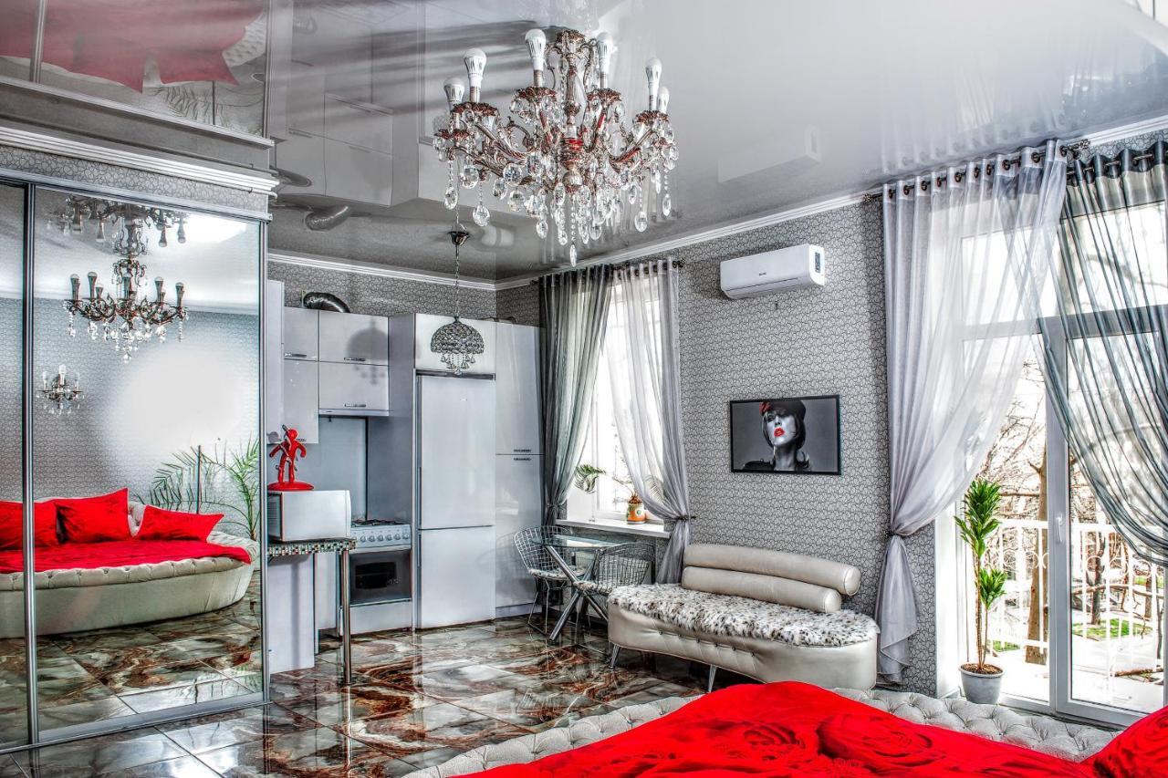 Soborna Square Apartment Odessa Exterior photo